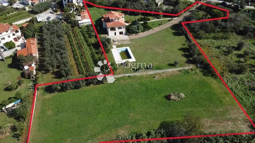 PRVI RED DO MORA, POTPUNA PRIVATNOST - 3