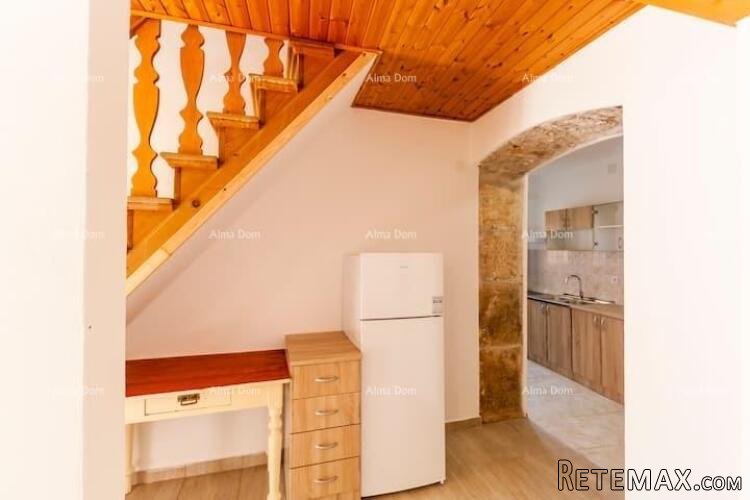 Prodaja lijepo uređene, renovirane istarske kuće s šternom.. - 4