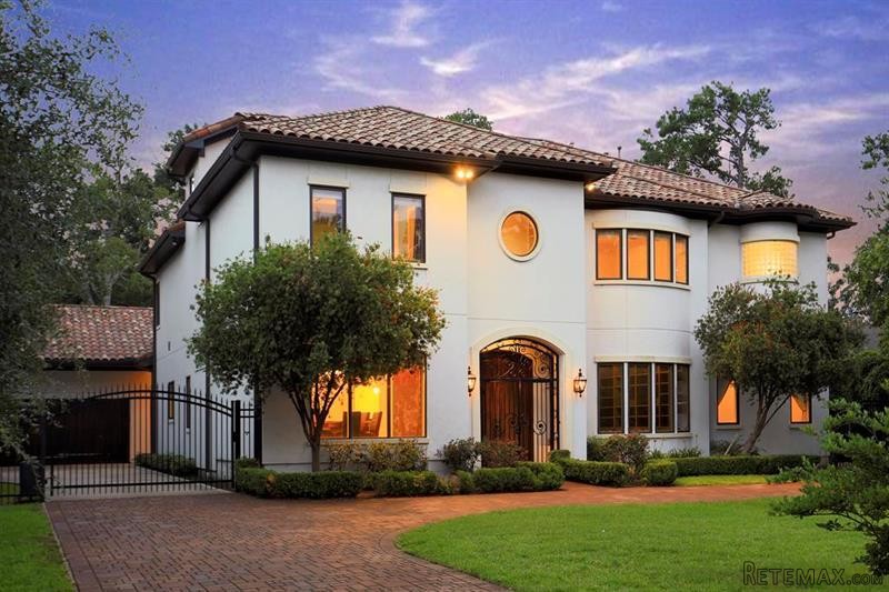 5 bedroom House For Sale: 11714..