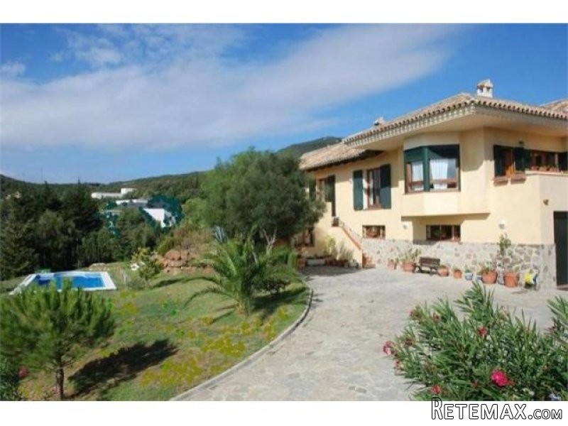 3 bedroom Detached Villa For Sale: El..