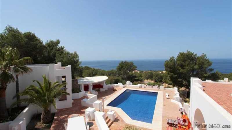Villa with wonderful views to the sea - 2