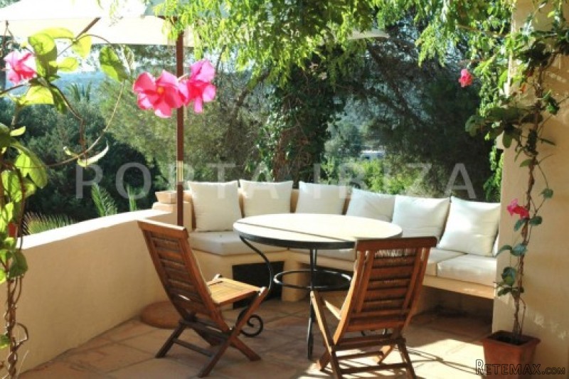 Beautiful, well maintained villa.. - 2