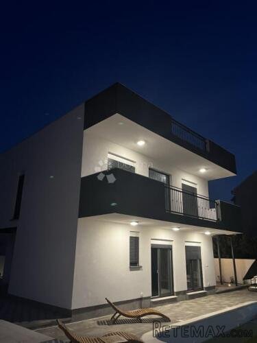 Luksuzna vila Vodice