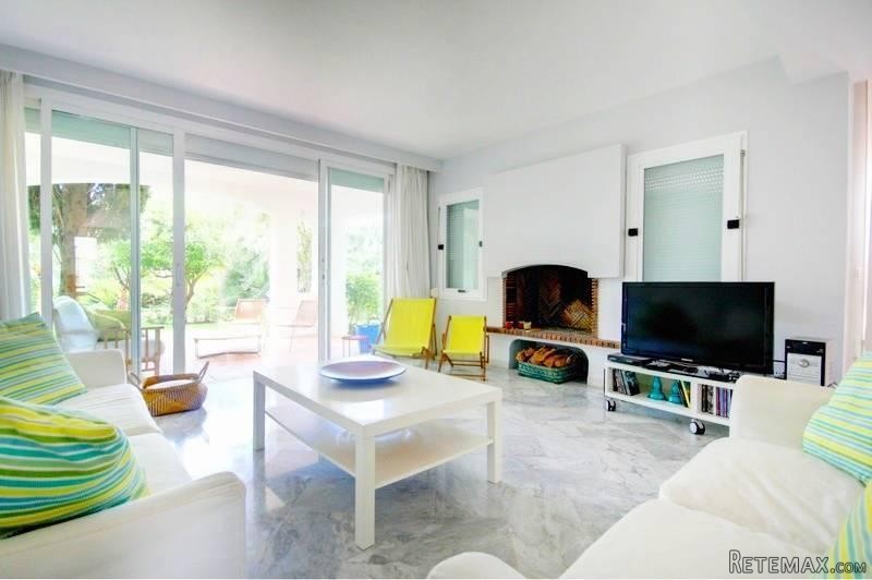 3 bedroom town house for sale - 2