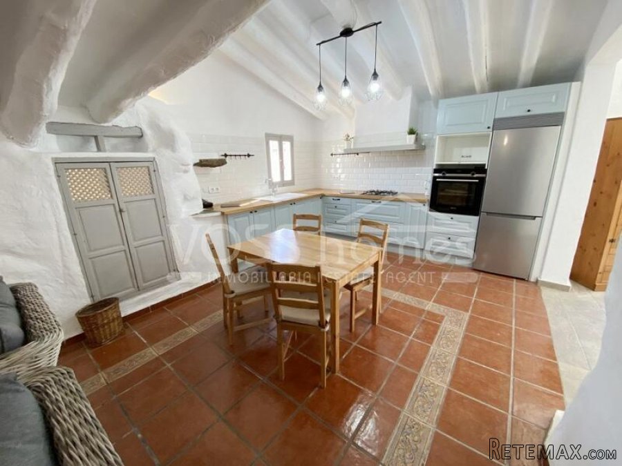 NEW & EXCLUSIVE TO VOSS HOMES - A stunningly beautiful.. - 10