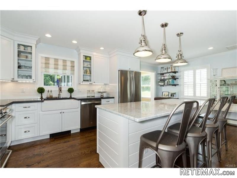 2 bedroom House For Sale: 61 Macks.. - 2
