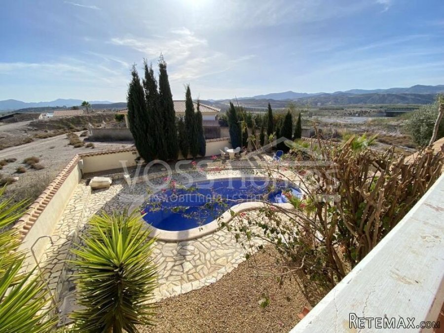 NEW TO VOSS HOMES - A beautifully designed, quality.. - 3