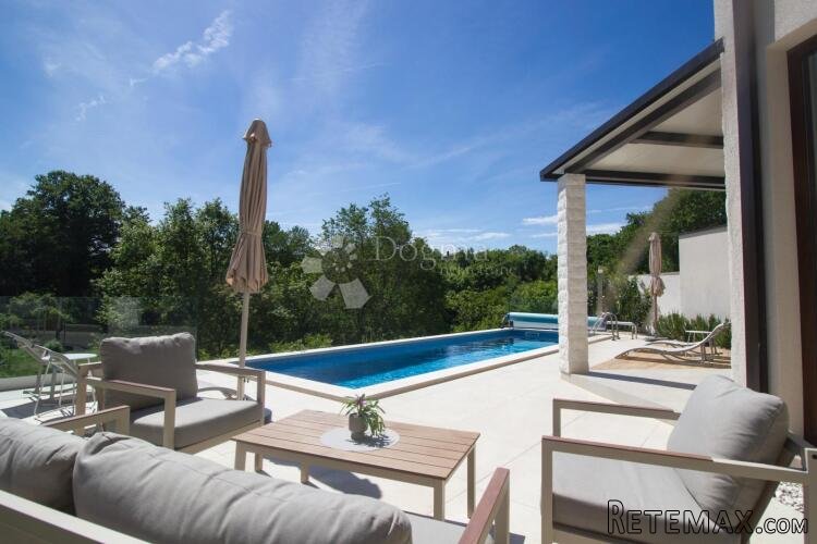 PRILIKA! Villa u Štokovcima s pogledom na prirodu - 3