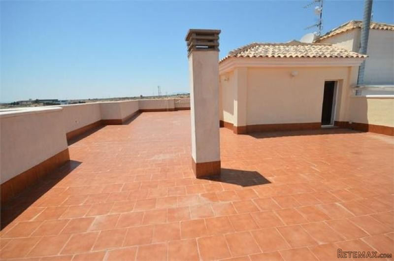 2 bedroom apartment for sale - 2