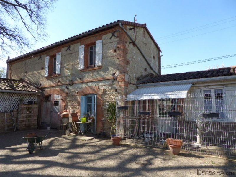 19th Century Maison De Maitre Situated.. - 2