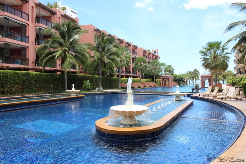 4 Bed Beachfront Condo For Sale At..