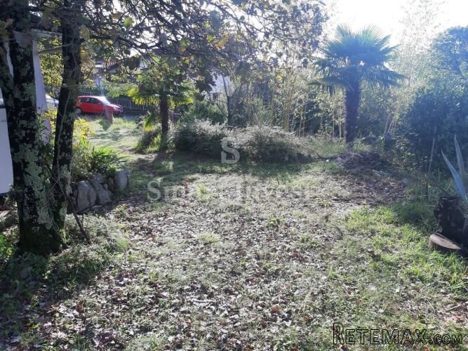 BIVIO, građevinsko zemljište od 1656 m2, sa prekrasnim p..