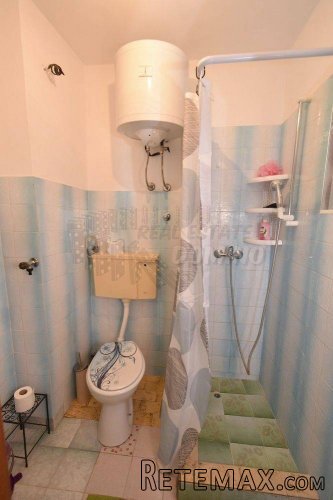 Dvojna kuća s puno potencijala i velikom okućnicom! - 11