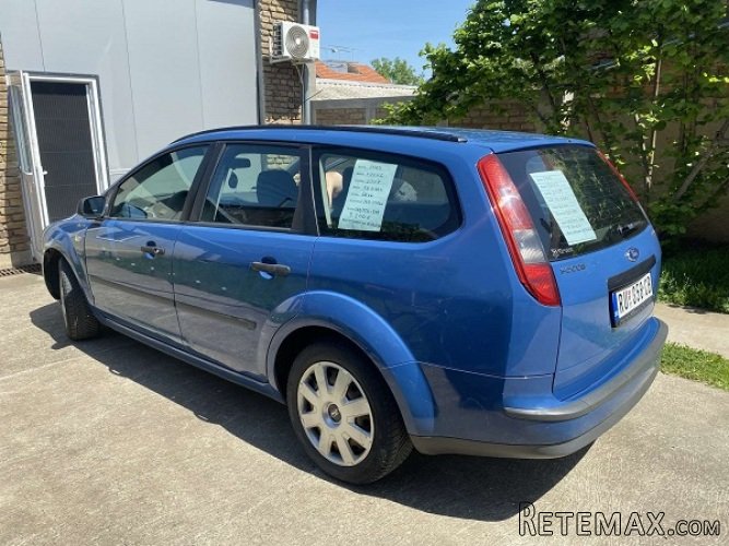 Ford Focus - 12