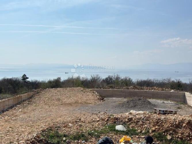 Kostrena – građevinsko zemljište s pogledom na more, 982 m² - 2