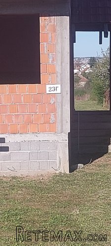 Kuca u Ostruznici na 15ari placa - 12