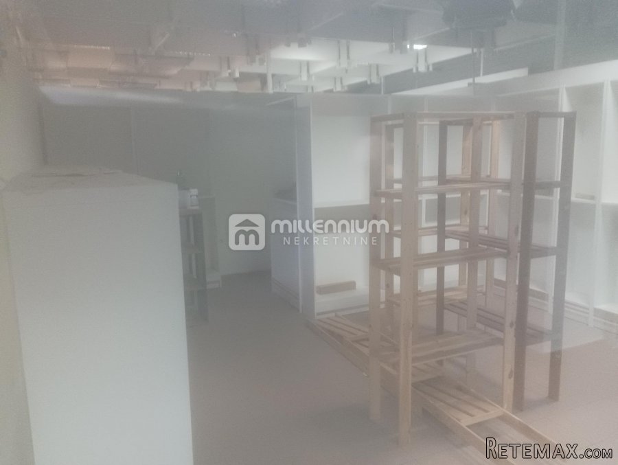 Rijeka, Centar, 18m2, poslovni prostor- trgovina - 3