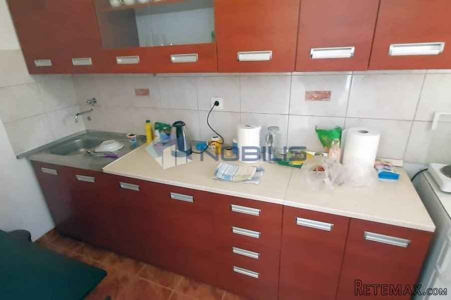 Vis, kamena kuća 90 m2 u centru s dvorištem 30 m2 - 13