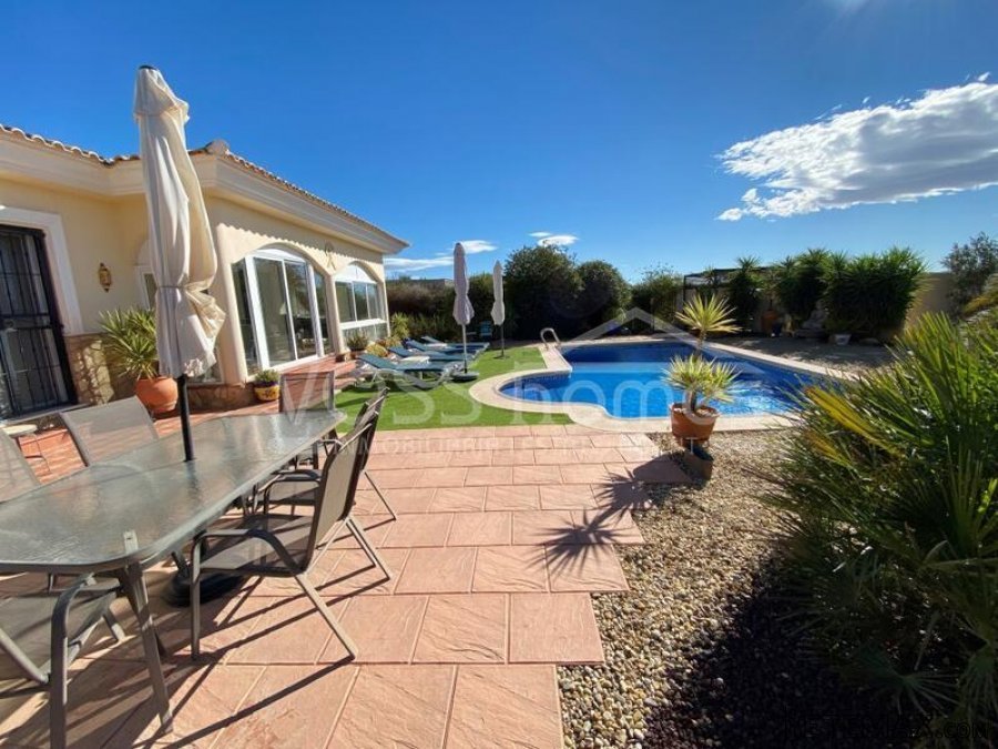 NEW & EXCLUSIVE LISTING TO VOSS HOMES - A WOW, spacious.. - 14