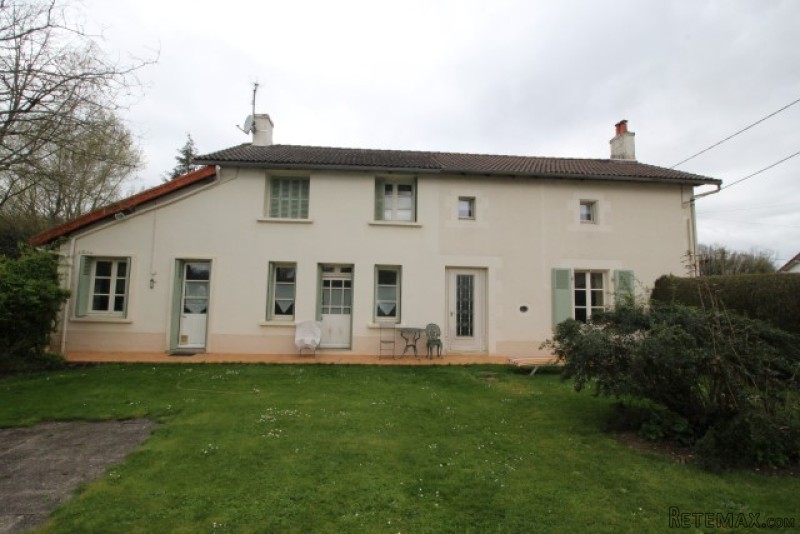 Four Bedroom House Close To Popular..