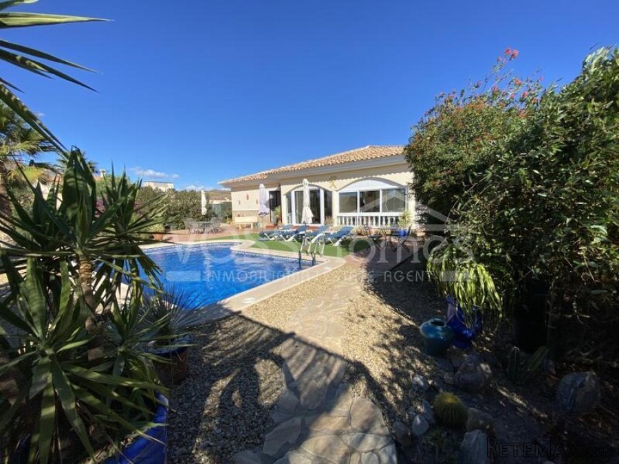 NEW & EXCLUSIVE LISTING TO VOSS HOMES - A WOW, spacious.. - 15