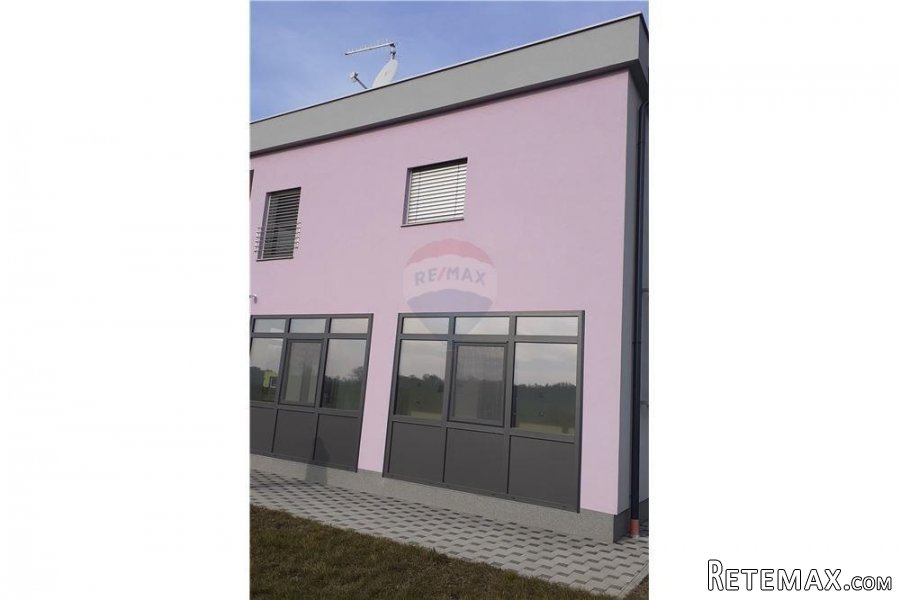 Uredski poslovni prostor u Trnovcu; 182 m2 - 15
