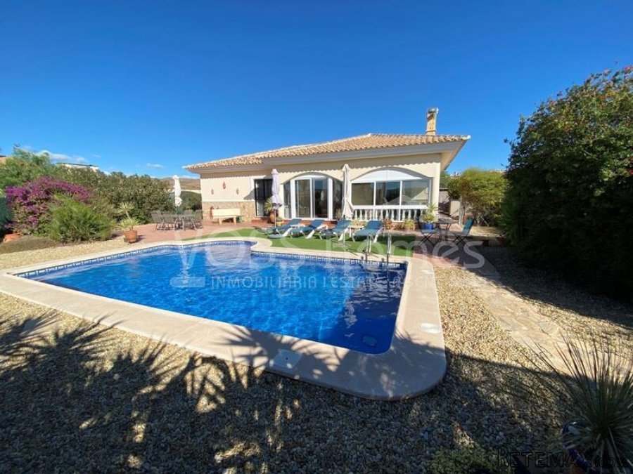 NEW & EXCLUSIVE LISTING TO VOSS HOMES - A WOW, spacious.. - 16