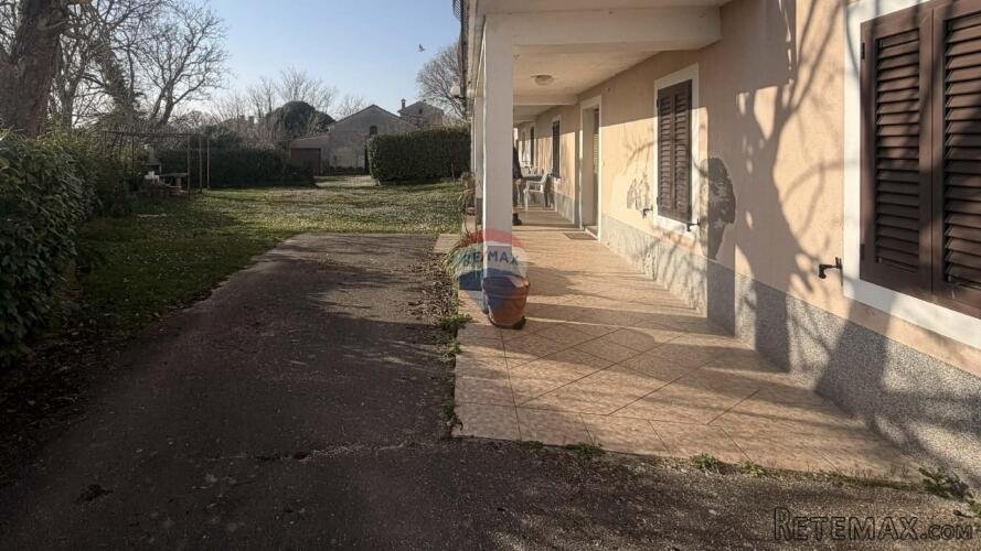 Istra - Svetvinčenat, imanje 3000 m2 - 2