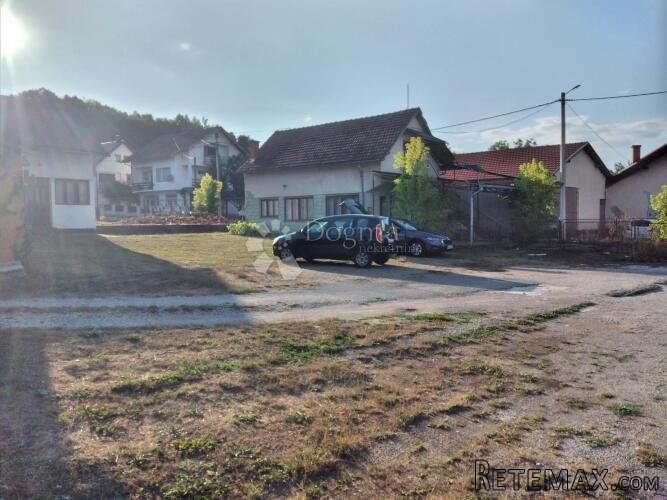Povijesna jezgra, centar Topuskog, povoljno - 2