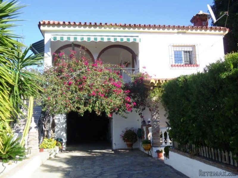 3 bedroom, 2 bathroom Finca/Country..