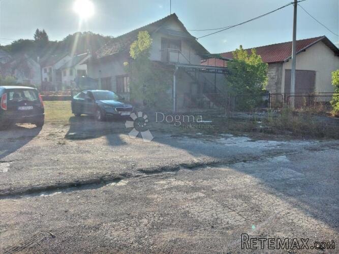 Povijesna jezgra, centar Topuskog, povoljno - 3