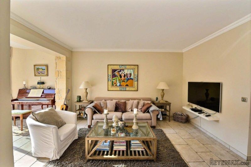 Royal Golf Of Mougins 3 Bedroom Villa - 2