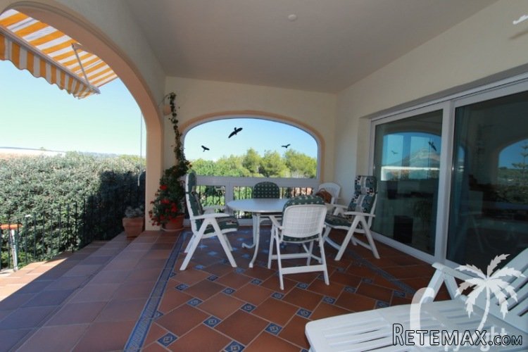 Well located villa built in 2002 with private pool of 10x5m.. - 3