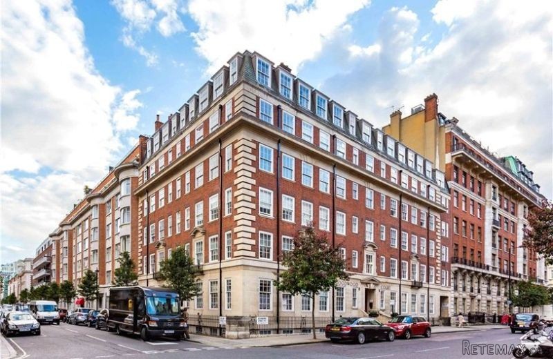 Goodwood Court, Devonshire Street..