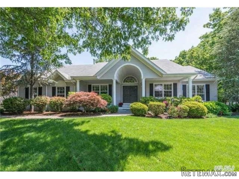 4 bedroom House For Sale: 7 Poet E...