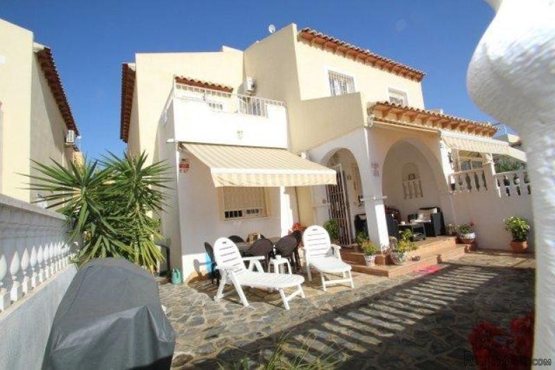 3 Bedrooms - Villa - Alicante - For Sale - 2