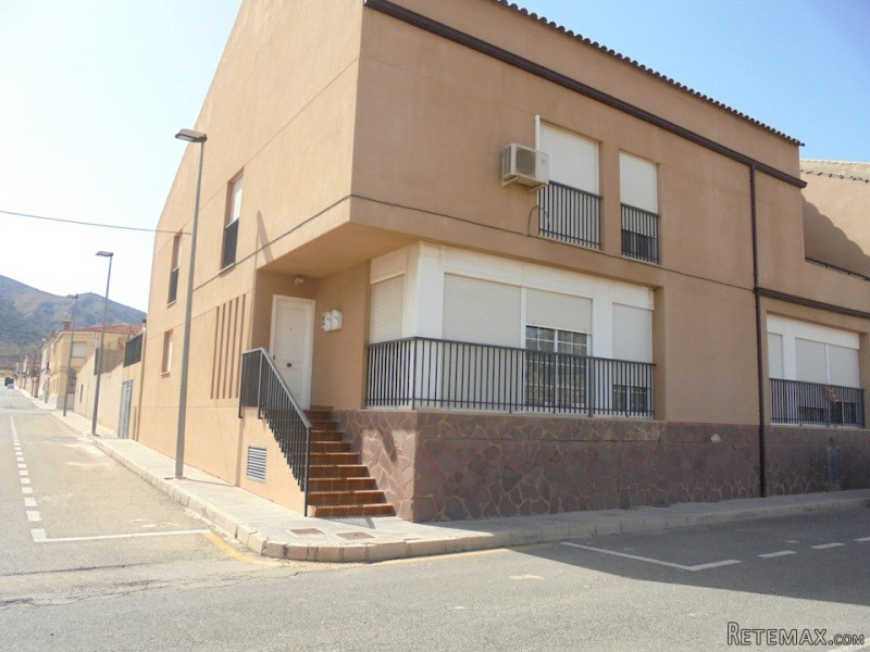 Spacious Ground Floor Apartment In..