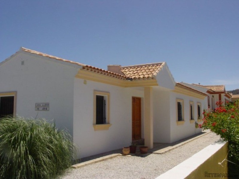 Villa in Oria