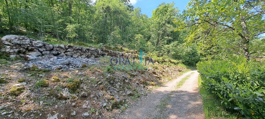 Zvoneća - građevno zemljište u centru naselja - 3