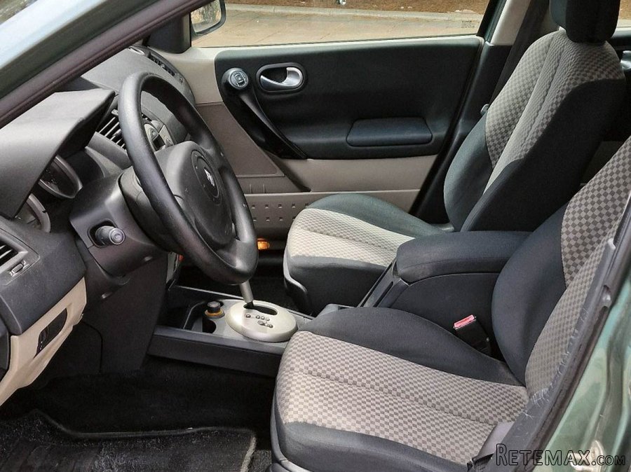 Renault Megane 1.6 - 4