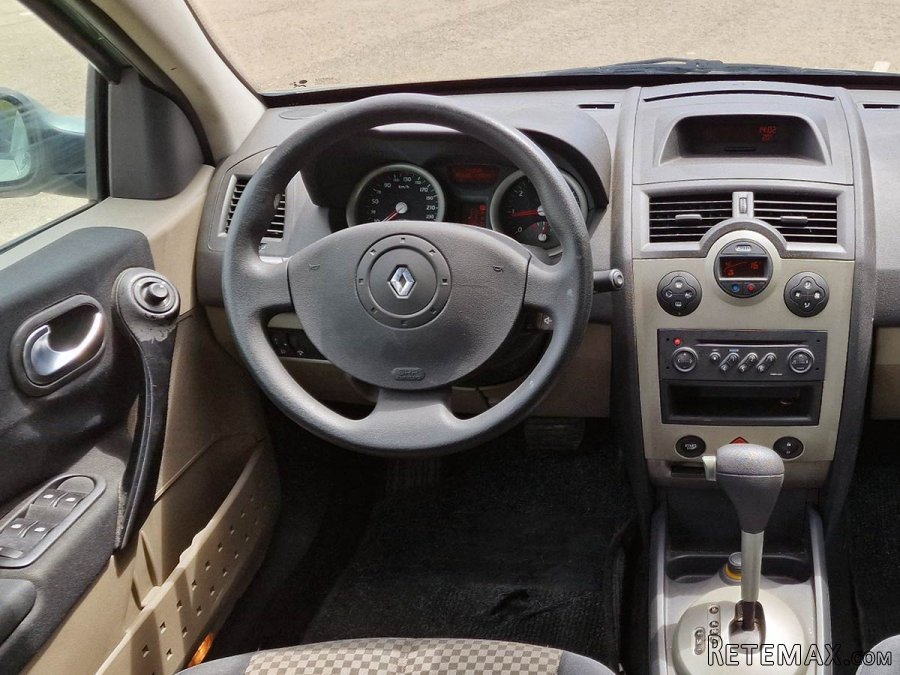 Renault Megane 1.6 - 5