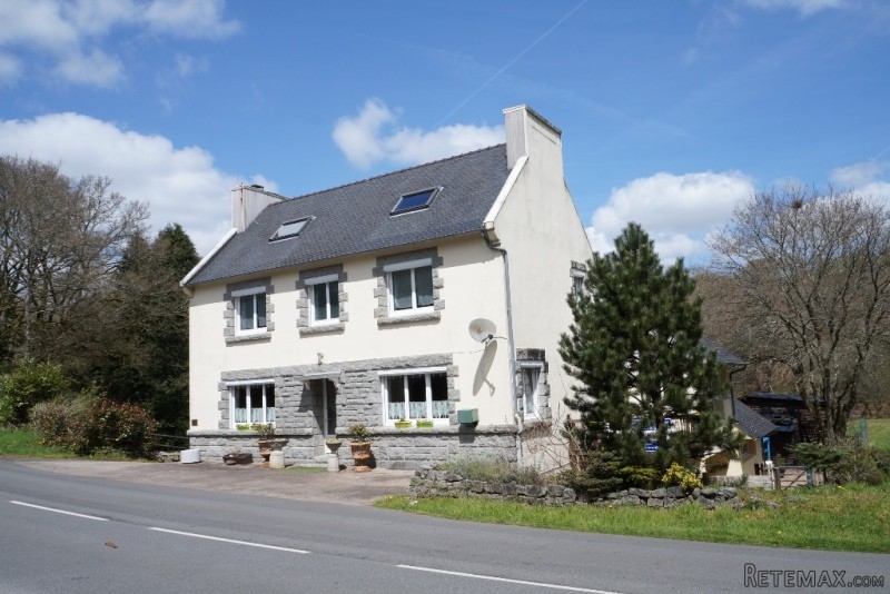 5 Bed Detached House, Gite, Studio