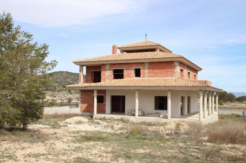 14 bedrooms business properties... key..