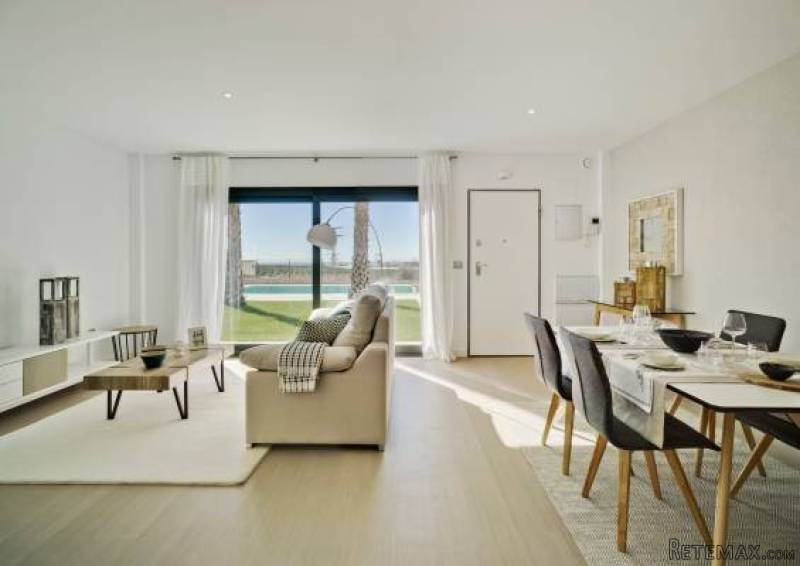 2 Bedroom 2 Bathroom Bungalow In Pilar..