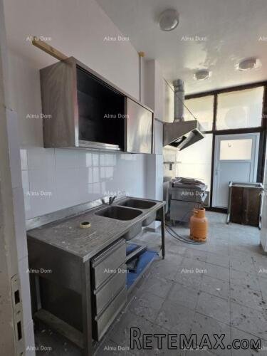 Pula – Ugostiteljski poslovni prostor 60 m², Veruda, pr.. - 4