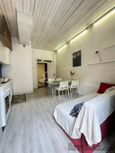 UHODAN APARTMAN 36m2 + 11.06m2 - PRILIKA