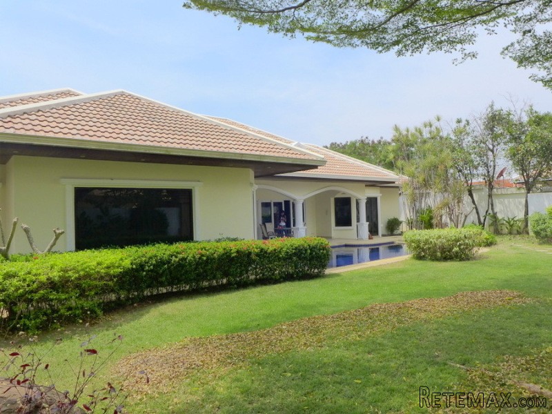 Jomtien-Park-Villas: luxury 3 plus.. - 2