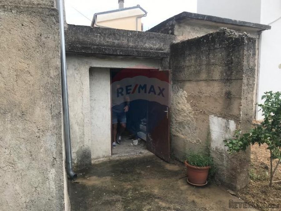 Otok Krk, Dobrinj, autohtona samostojeća kuća, 150 m2, s pog - 6