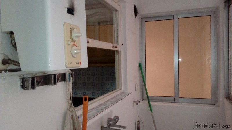 5 bedroom, 1 bathroom Apartment, (build.. - 2