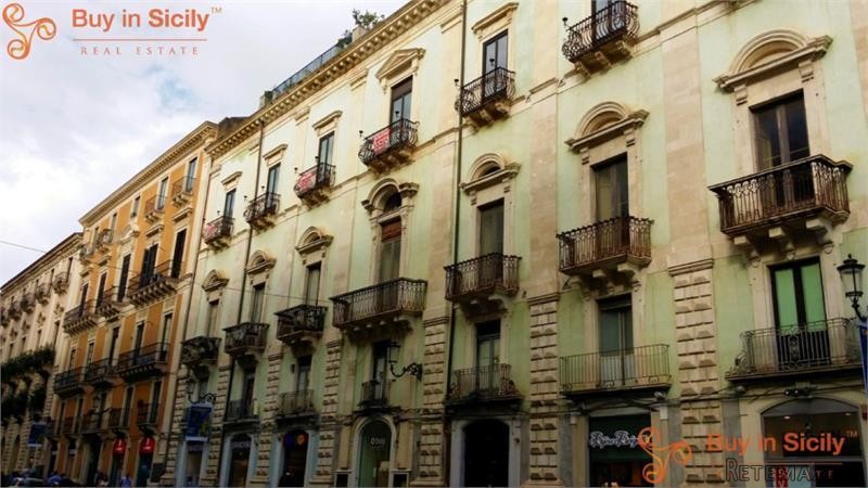 4 bedroom Apartment For Sale: Catania.. - 2